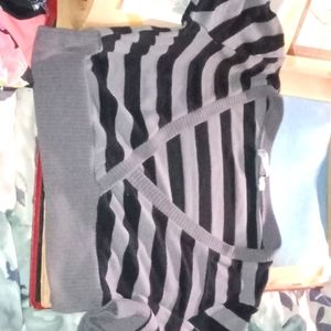 Mid tummy striped top